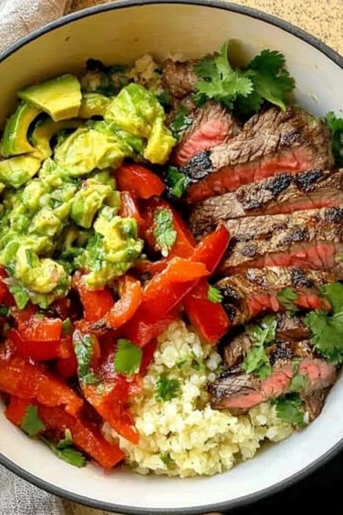 Steak Fajita Bowl: Sizzling Flavor in Every Bite!